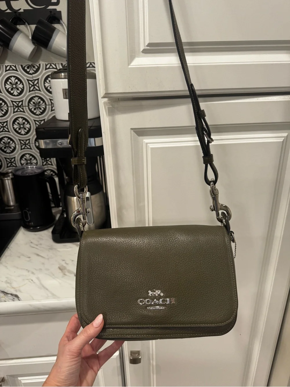💚COACH Pebbled Leather Flap Crossbody Bag Olive Green Silver Hardware style76698 - Picture 6 of 12